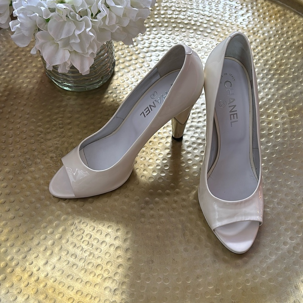 CHANEL Patent Leather Peep Toe Pumps
